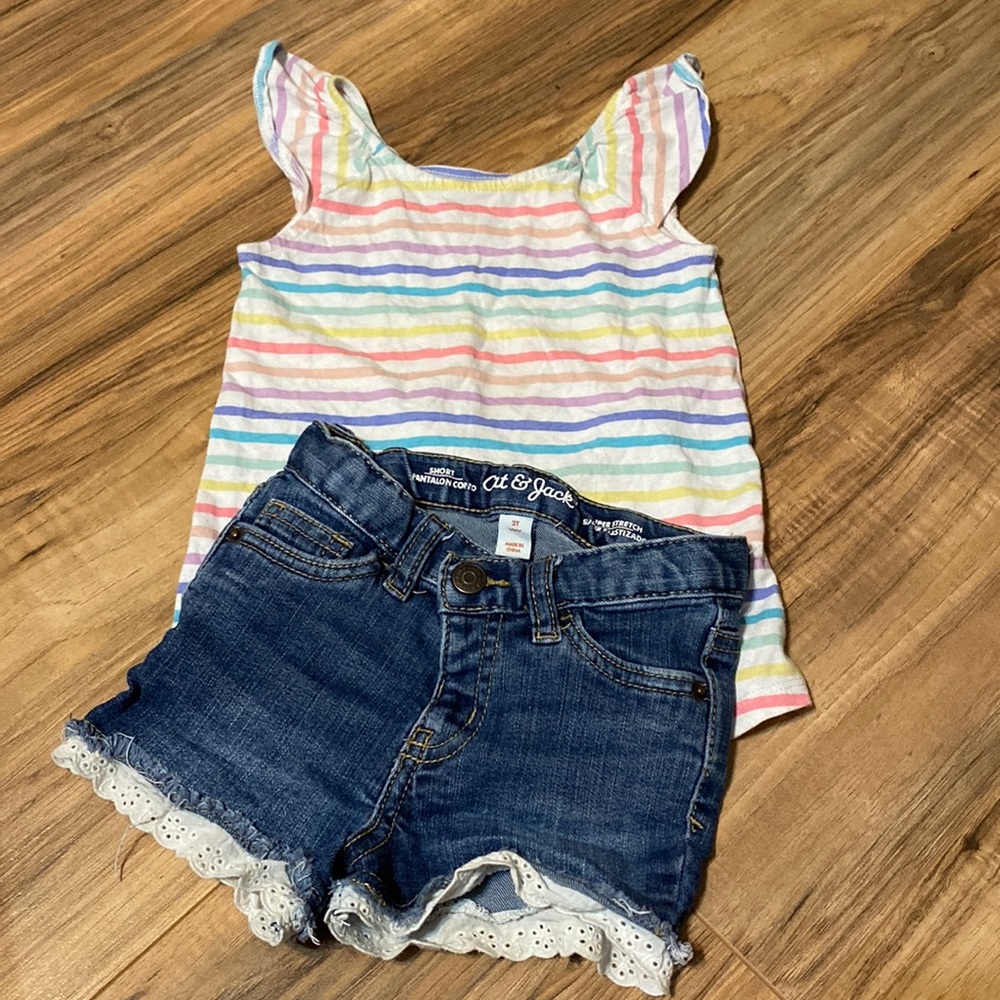 Oshkosh B’gosh shirt 3t Cat & Jack shorts 2t